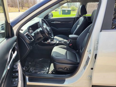 Used 2024 Kia Seltos EX AWD/4WD image 39