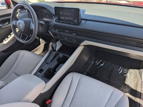Used 2023 Honda Accord EX image 10
