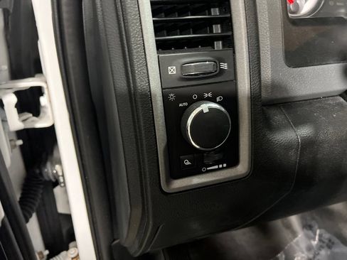 Used 2020 RAM 1500 Tradesman AWD/4WD image 24