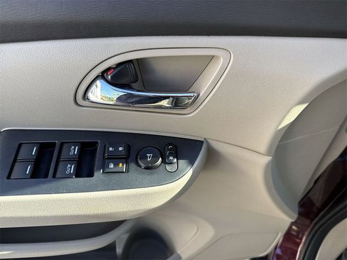 Used 2017 Honda Odyssey EX-L image 39