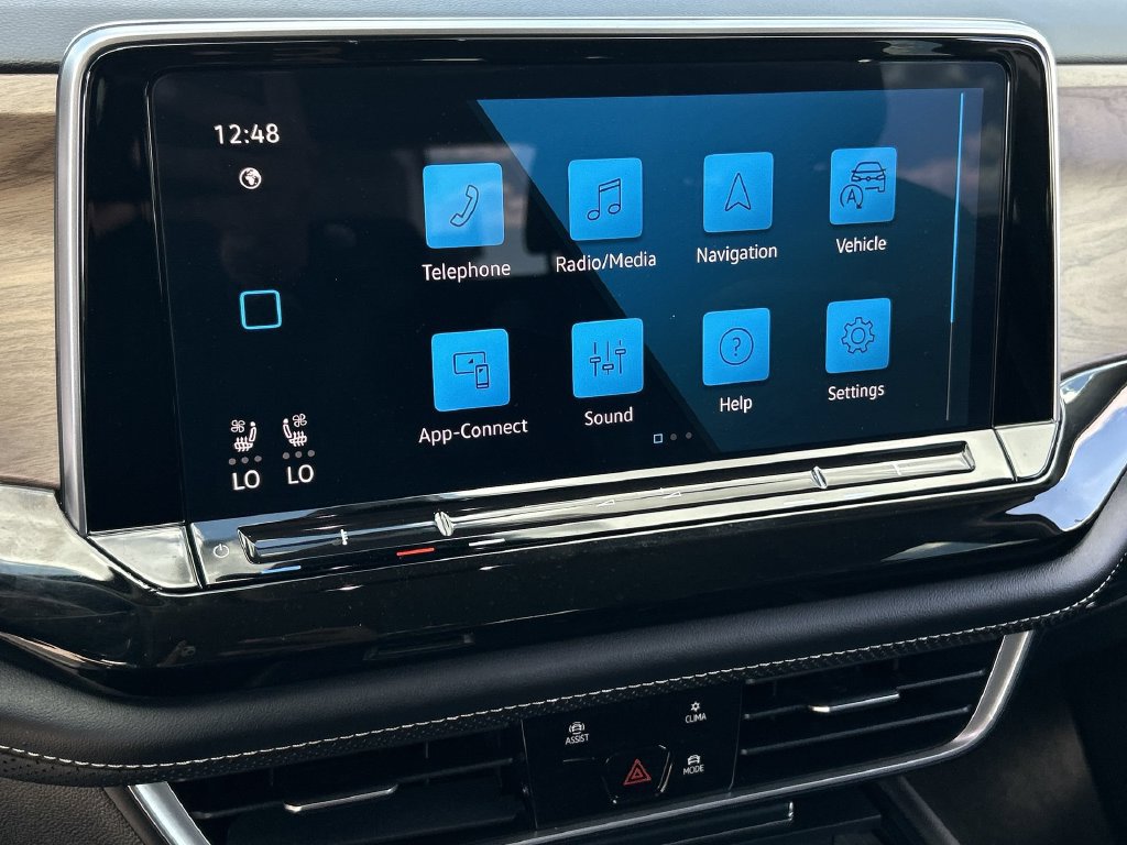 Used 2025 Volkswagen Atlas SE FWD image 13
