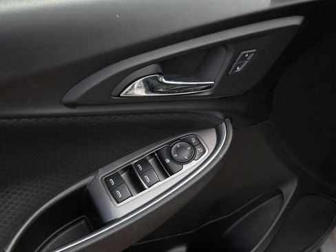 Used 2017 Chevrolet Malibu Hybrid FWD image 15