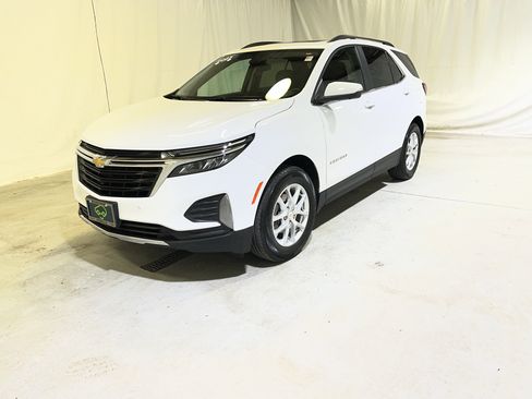 Used 2023 Chevrolet Equinox LT image 6