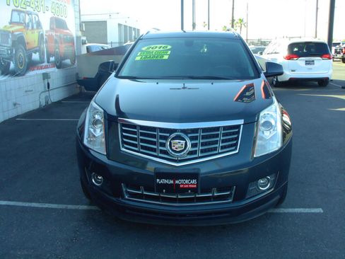 Used 2016 Cadillac SRX Performance w/ Midnight Edition Package FWD image 3