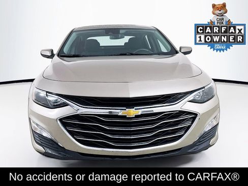 Used 2024 Chevrolet Malibu LT FWD image 2