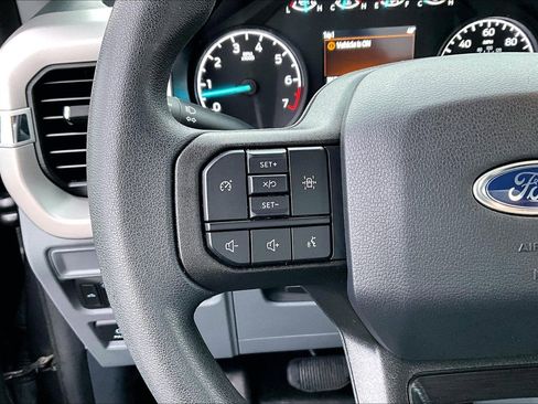 Used 2022 Ford F150 XL w/ Trailer Tow Package image 13