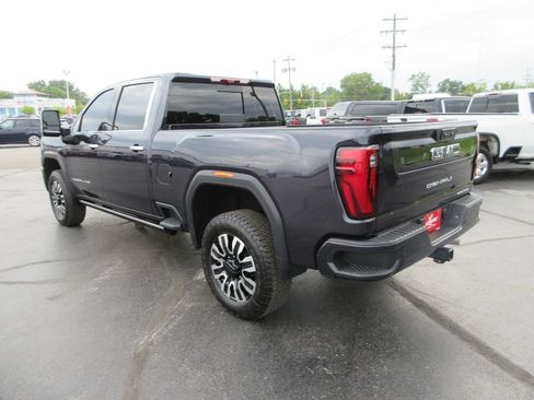 Certified 2026 GMC Sierra 2500 Denali Ultimate w/ Max Trailering Package AWD/4WD image 10