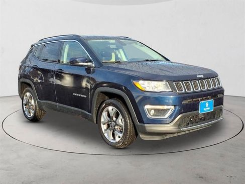 Used 2019 Jeep Compass Limited image 3