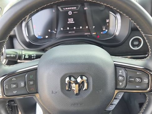 Used 2024 RAM 1500 Limited AWD/4WD image 22
