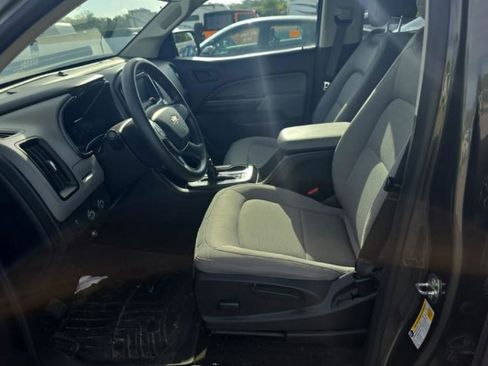 Used 2018 Chevrolet Colorado W/T w/ WT Convenience Package AWD/4WD image 12