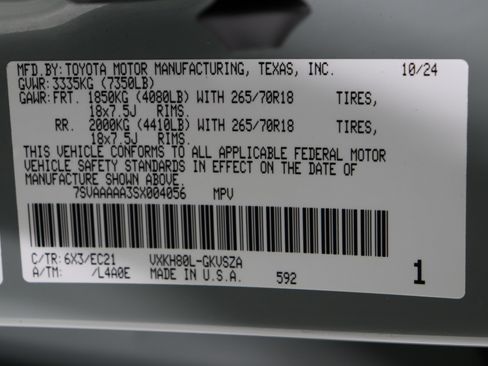 Used 2025 Toyota Sequoia SR5 image 45