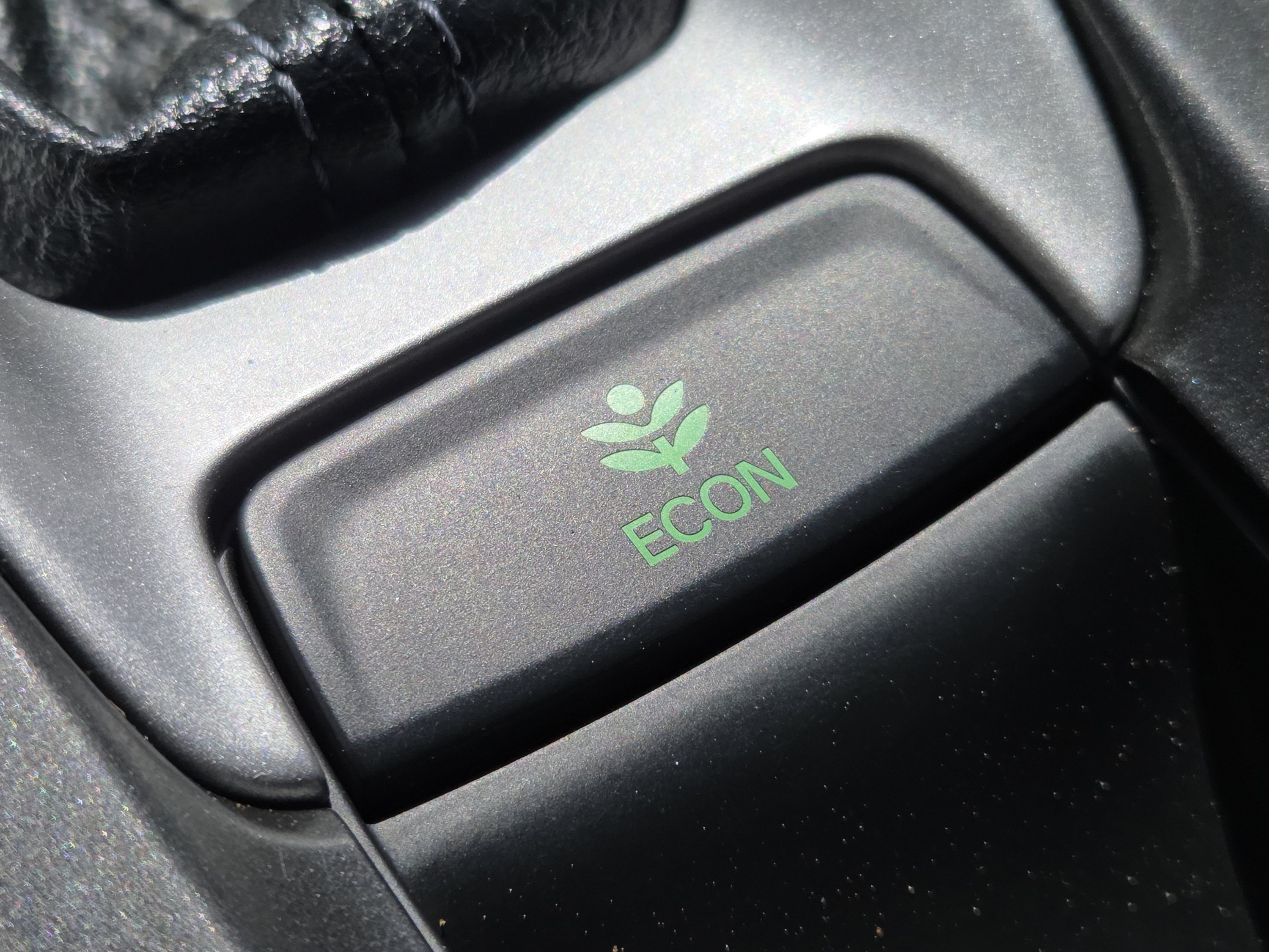 Used 2020 Honda Accord EX image 32