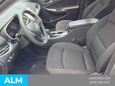 Used 2023 Chevrolet Malibu LT FWD image 13