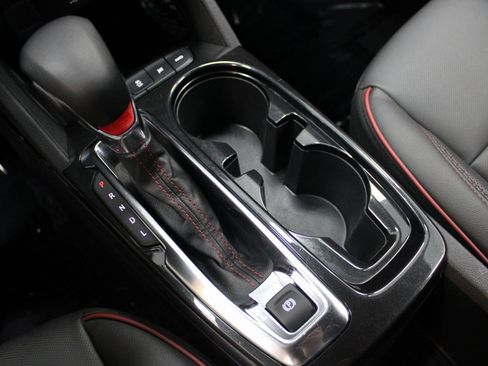 Used 2024 Chevrolet TrailBlazer RS image 33