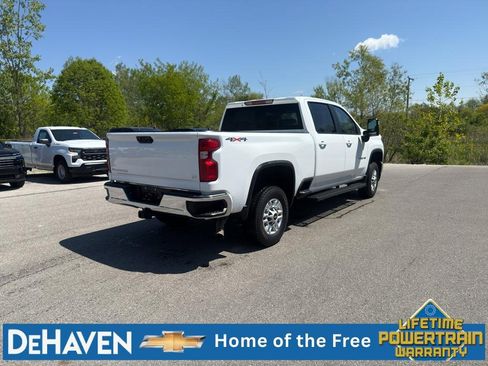 Used 2023 Chevrolet Silverado 2500 LT w/ Convenience Package AWD/4WD image 6