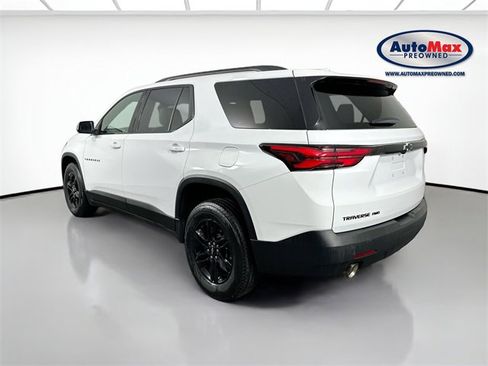 Used 2022 Chevrolet Traverse LS w/ Midnight/Sport Edition image 2