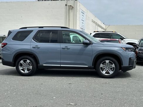 New 2026 Honda Pilot EX-L image 2