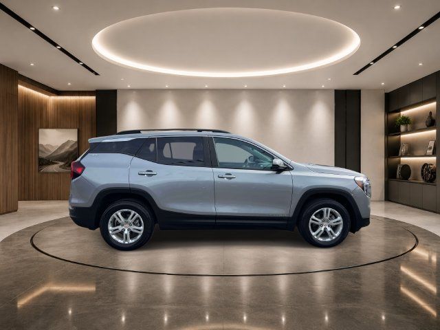 Used 2024 GMC Terrain SLE w/ Driver Convenience Package AWD/4WD image 5