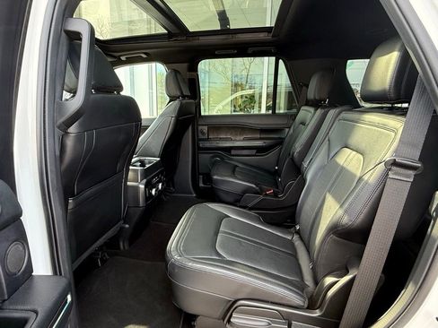Used 2021 Ford Expedition Limited AWD/4WD image 28