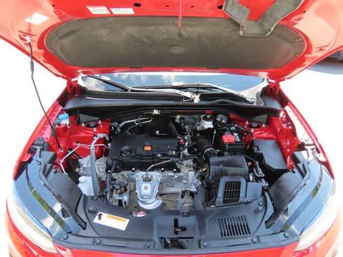 Certified 2024 Honda HR-V Sport image 11