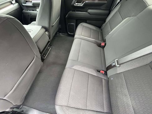 Used 2024 Chevrolet Silverado 2500 LT image 11