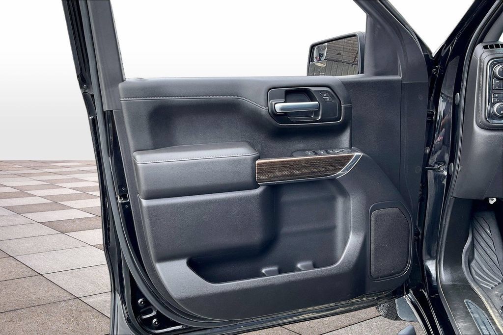 Used 2021 Chevrolet Silverado 1500 RST AWD/4WD image 24
