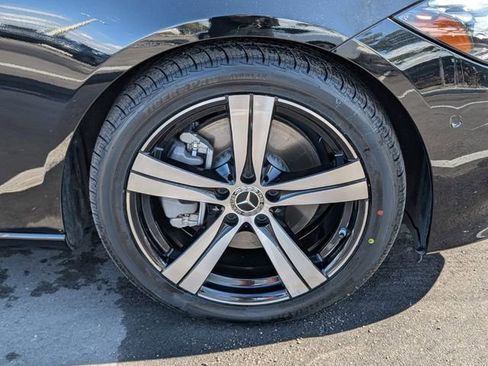 Used 2025 Mercedes-Benz C 300 Sedan image 13