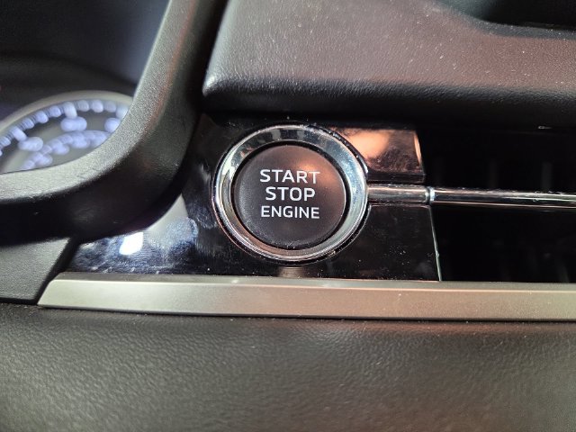 Used 2024 Mitsubishi Outlander SE AWD/4WD image 28