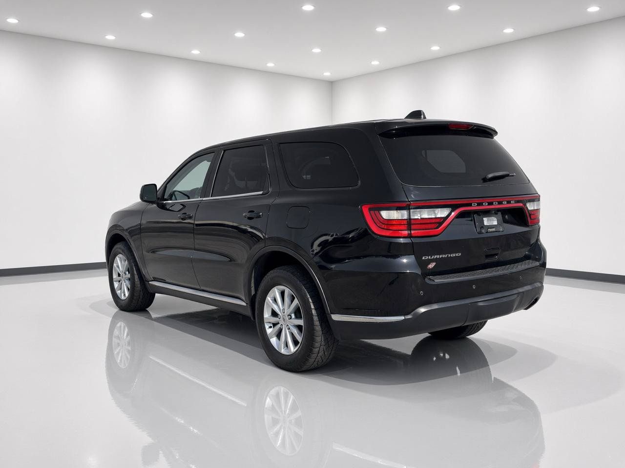 Used 2019 Dodge Durango AWD w/ Trailer Tow Group IV image 3