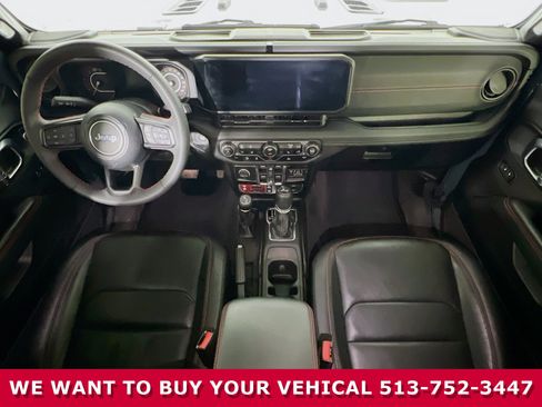 Used 2024 Jeep Wrangler Rubicon w/ XTREMEE 35" Tire Package image 18