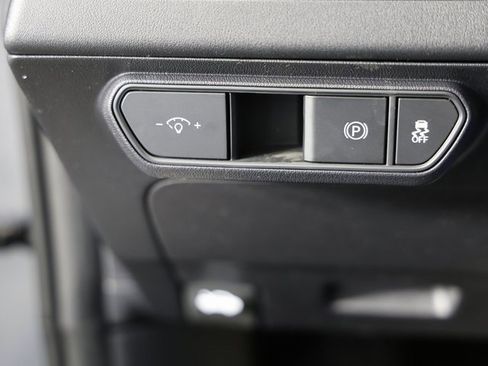 New 2025 Kia K4 LXS image 21