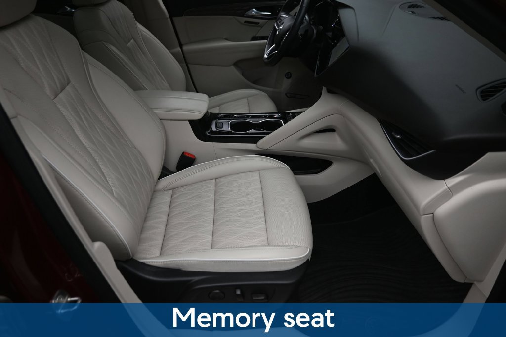Used 2022 Buick Envision Avenir w/ Technology Package II AWD/4WD image 10