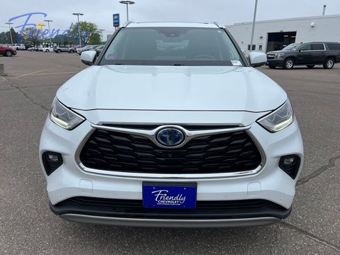 Used 2022 Toyota Highlander Platinum AWD/4WD image 10