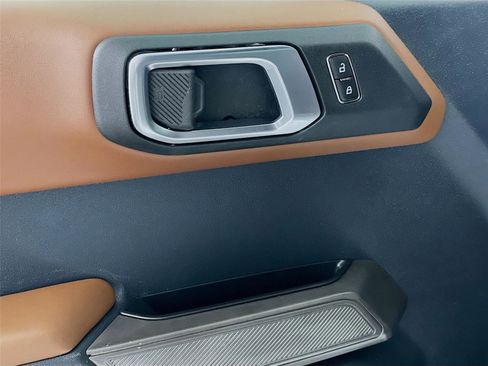Used 2023 Ford Bronco Outer Banks image 22