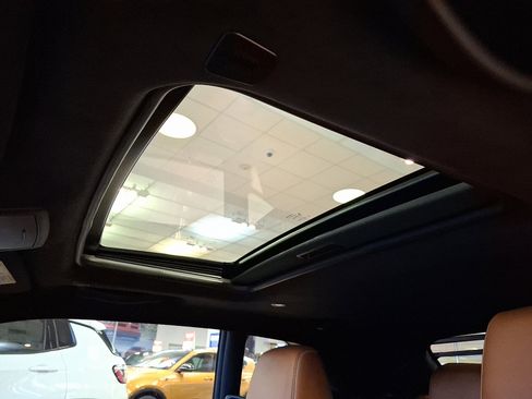 Used 2023 Dodge Challenger SRT Hellcat w/ Driver Convenience Group image 14