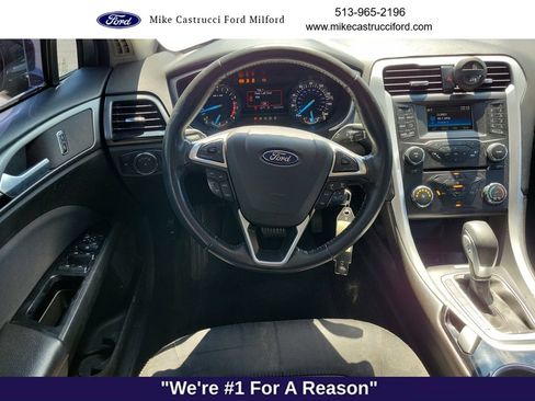 Used 2016 Ford Fusion SE w/ Equipment Group 201A FWD image 11