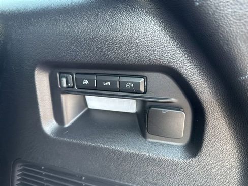 Used 2021 Ford Explorer Limited w/ Equipment Group 301A AWD/4WD image 22