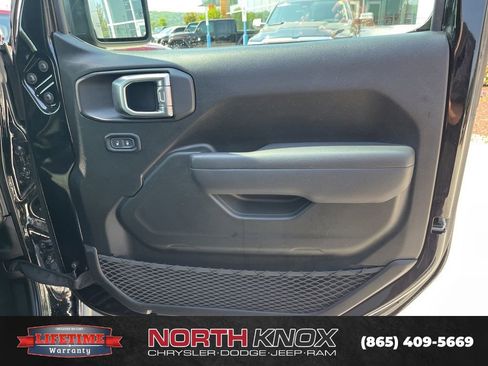 Used 2025 Jeep Wrangler Unlimited Sport S 4xe AWD/4WD image 26