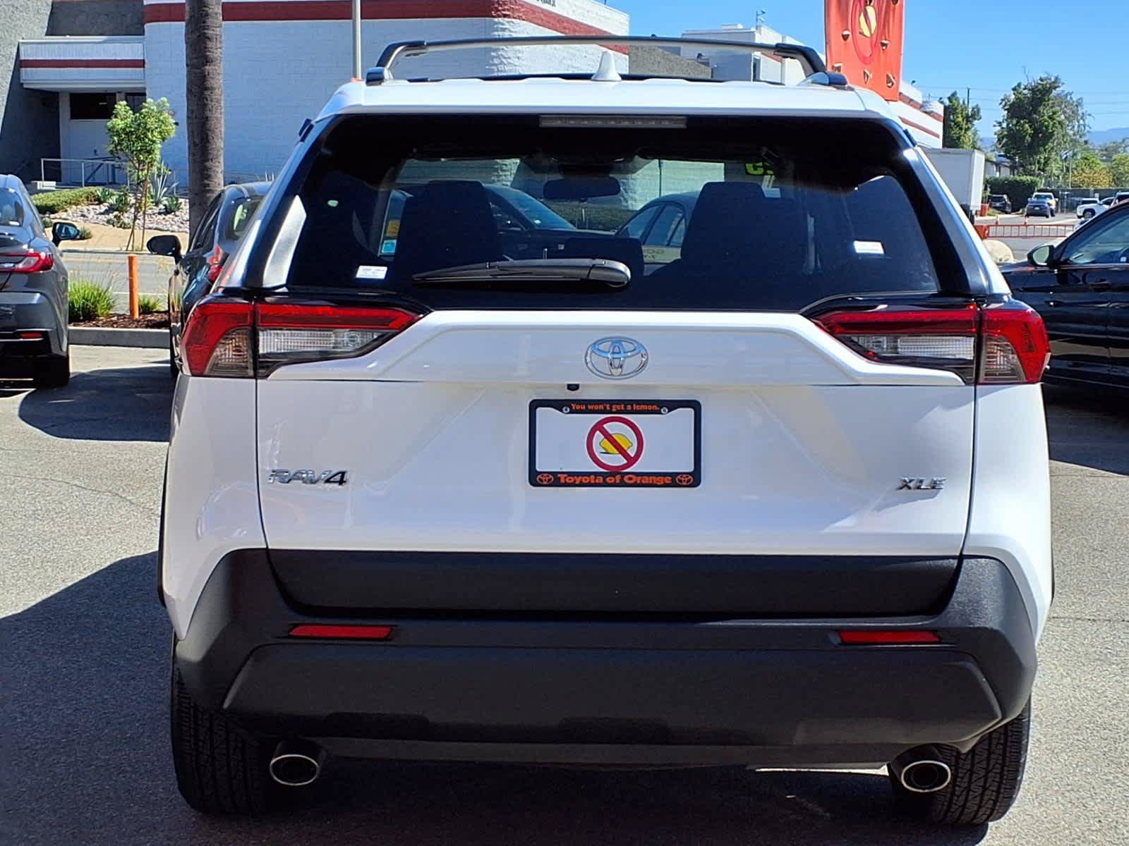 Certified 2025 Toyota RAV4 XLE w/ Convenience Package FWD image 5