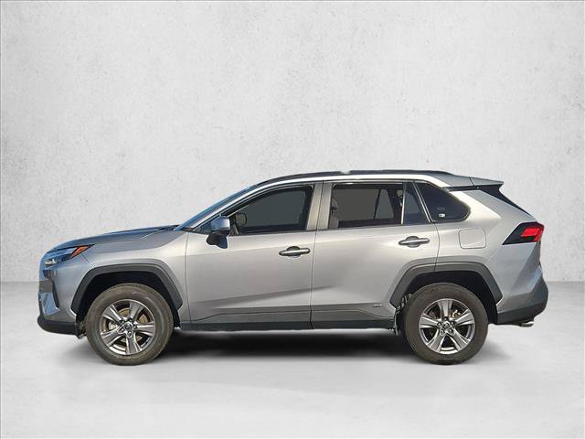 Used 2025 Toyota RAV4 XLE AWD/4WD image 9