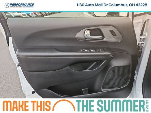 New 2026 Chrysler Pacifica Select w/ S Appearance Package FWD image 20