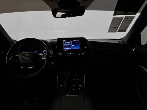Used 2022 Toyota Highlander XSE image 30