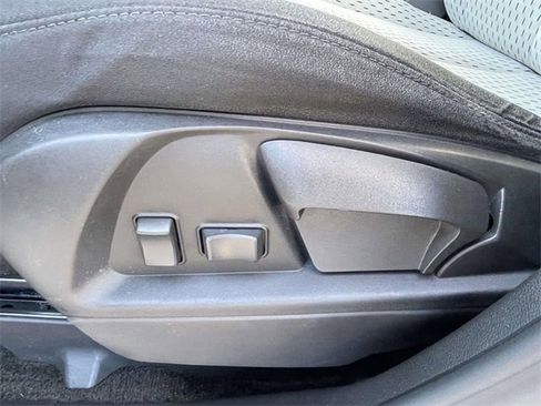 Used 2015 Chevrolet Equinox LS image 15