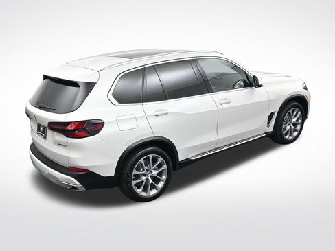 Used 2025 BMW X5 xDrive40i AWD/4WD image 25