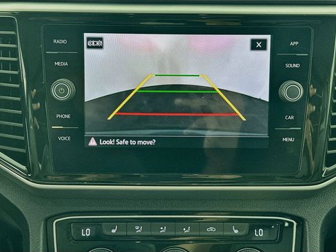 Used 2022 Volkswagen Atlas SE w/ Panoramic Sunroof Package FWD image 23