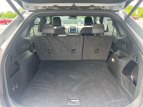 Used 2024 Ford Edge ST-Line image 10