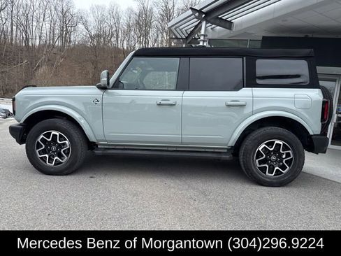 Used 2024 Ford Bronco Outer Banks AWD/4WD image 3