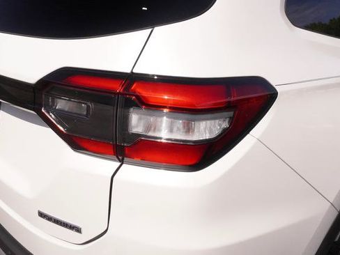 Used 2025 Honda Pilot Touring image 33