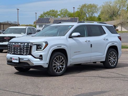 New 2026 GMC Terrain Denali AWD/4WD image 5