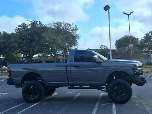 Used 2026 RAM 2500 Tradesman AWD/4WD image 4